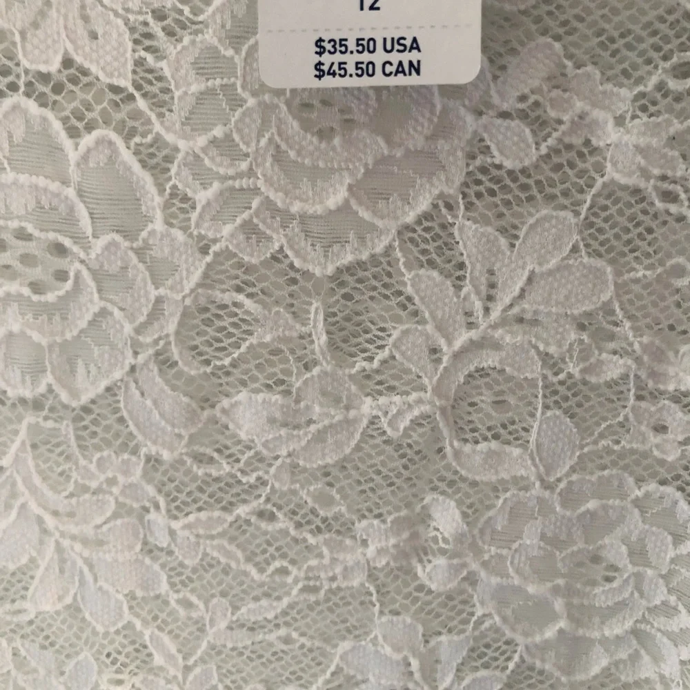 Torrid Black and White Lace Football Tee NWT Sz 0 12 - Picture 6 of 7